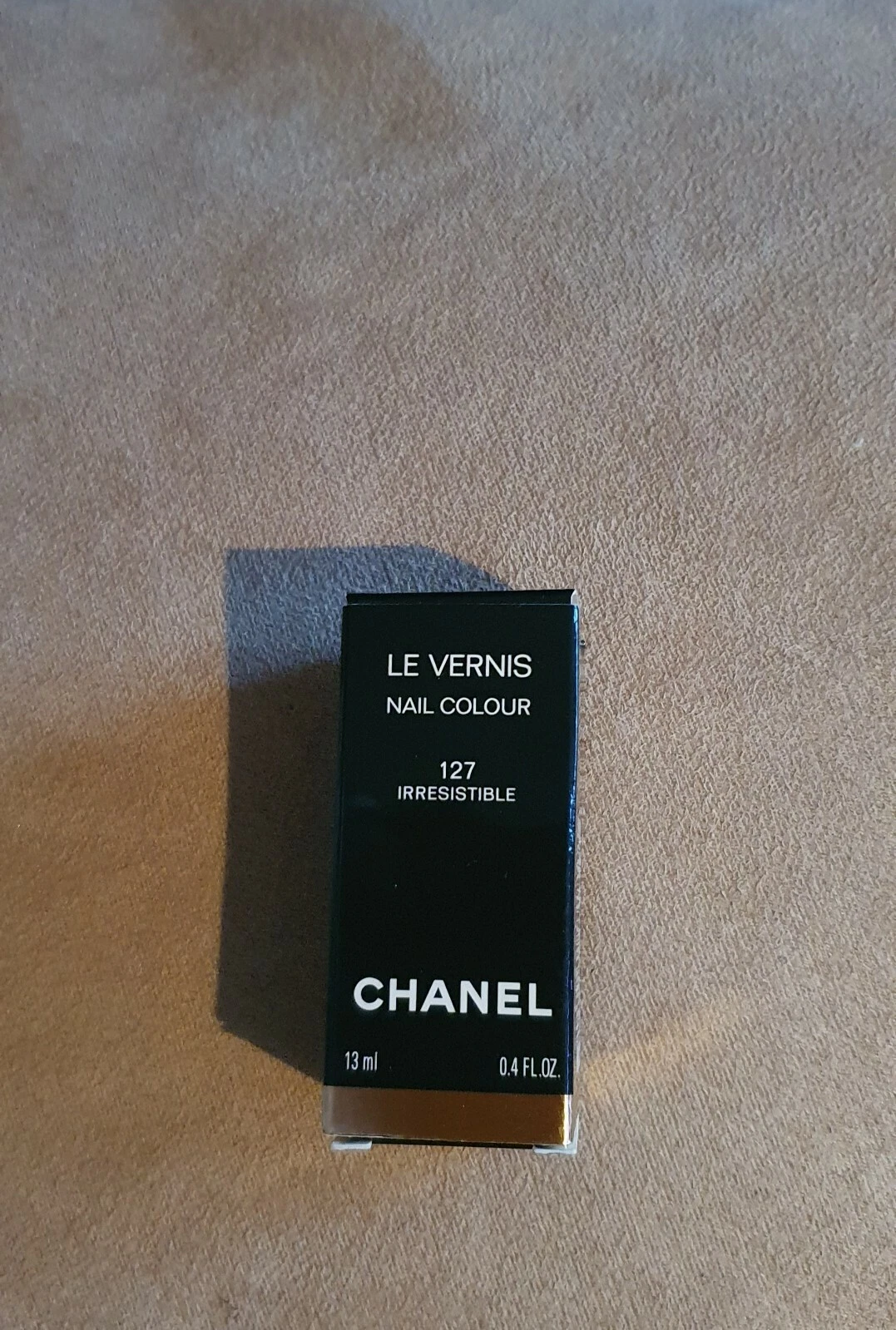 CHANEL Le Vernis Irresistible 127 Red Wine Rare Collectable