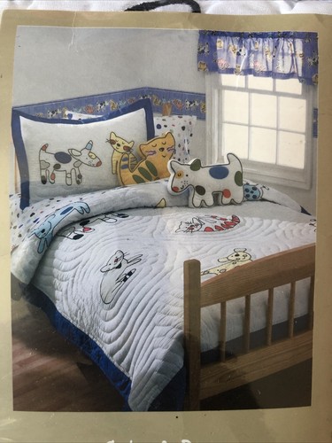 *Sham Only* Pillow Case/Sham Somima cats and dogs quilted pillow sham - 第 1/3 張圖片