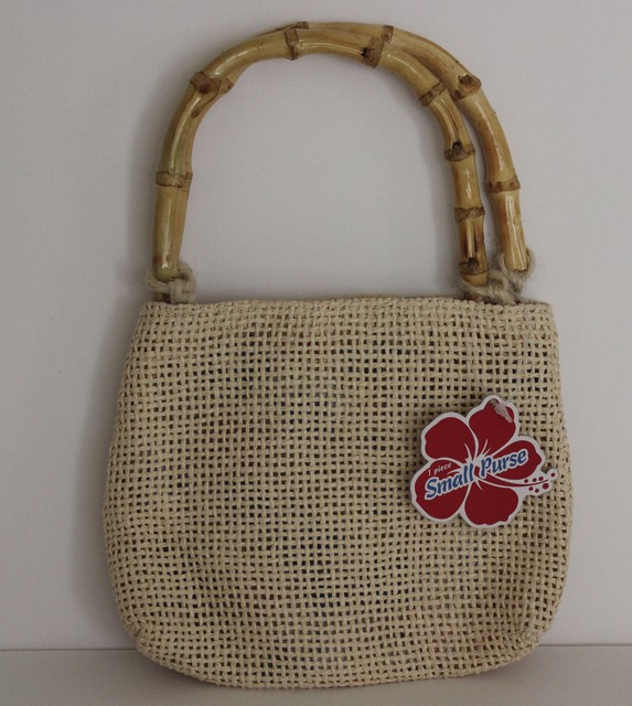 Girls Small Straw Purse Bamboo Handle Flower Lining Beach NWT Girls Small Straw Purse Bamboo Handle Flower Lining Beach NWT