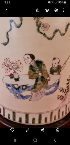 Hermosa lámpara de porcelana asiática con estatuillas - Imagen 2 de 12