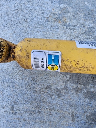 06-10 SATURN SKY-PONTIAC SOLSTICE FRONT & REAR STRUT SHOCK ABSORBER SET - Picture 4 of 6