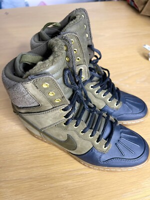 Nike Dunk Sky High SneakerBoot 2.0 Dark Green Loden Size 7 684954-300 Black ACG