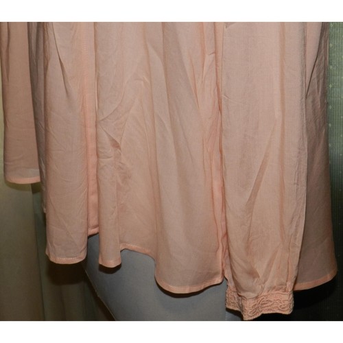 Cato size 18W / 20W rayon beautiful peach lace neckline blouse Plus size womens - Picture 5 of 7