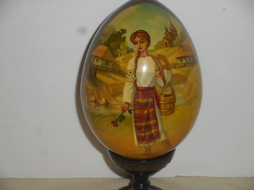 Vintage Russian Egg Hand Painted Wood Lacquered PRETTY GIRL RED ROSE Signed 4” - Picture 21 of 24