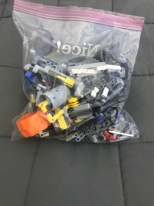 LEGO-TECHNIC-Bulk-Lot-1-lb-Pound-of-RANDOM-Beams-Gears-Axles-Wheels-Parts