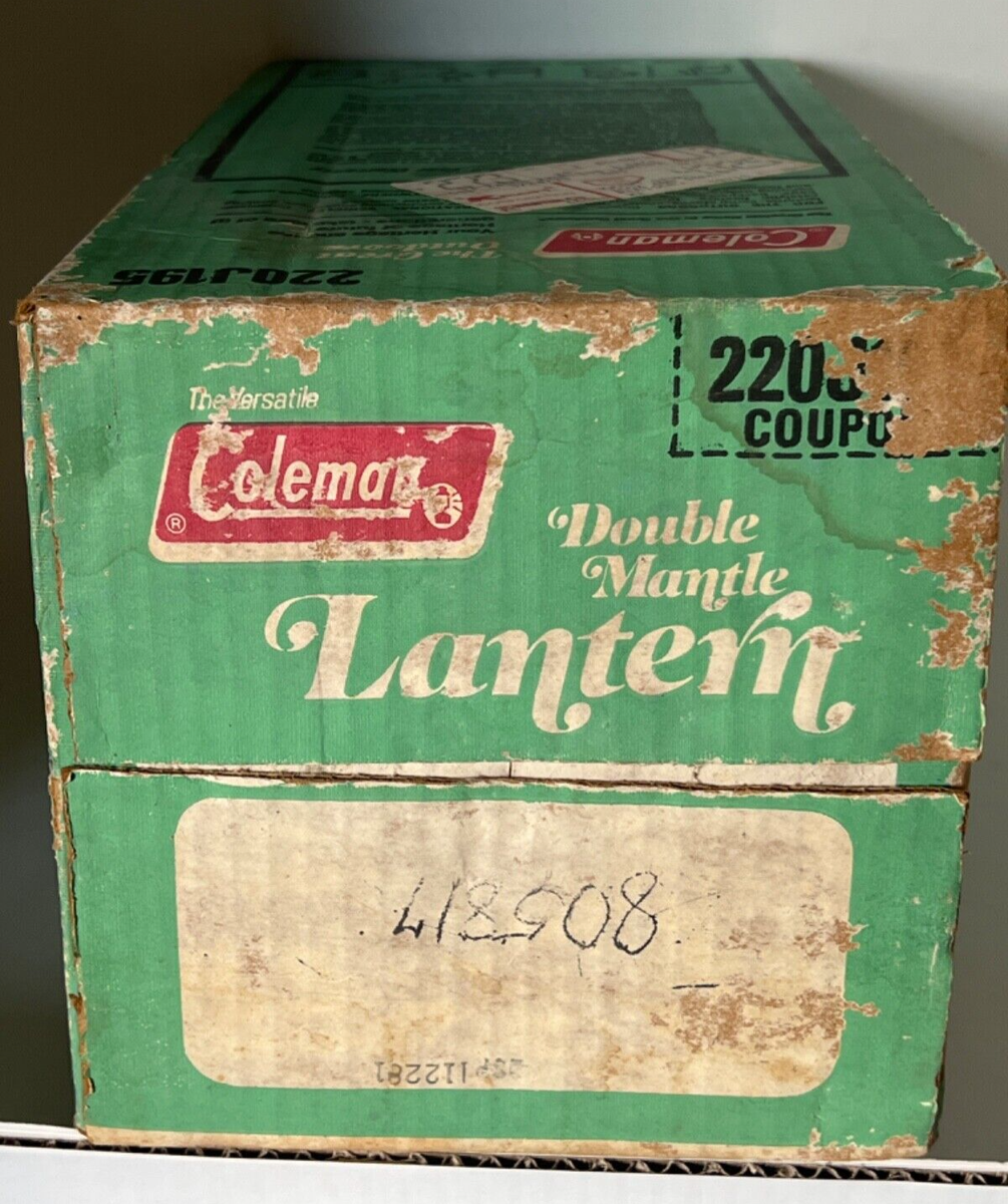 Vintage Coleman 220J Double Mantle Lantern Dated 1976 for Vintage Coleman 220J Double Mantle Lantern Dated 1976 for