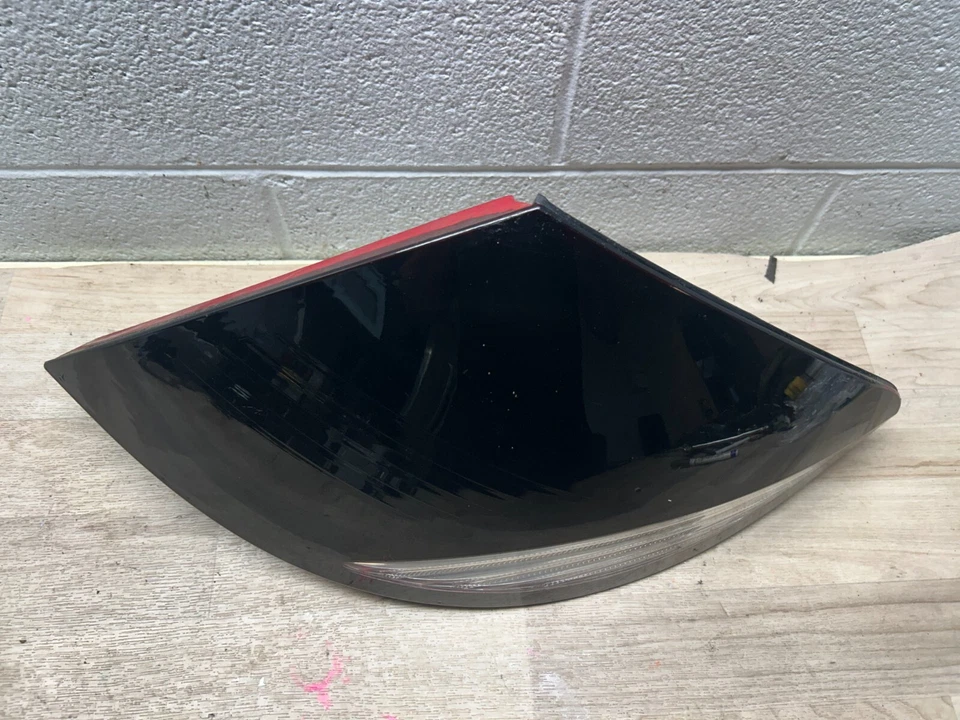 LUZ TRASERA LED PASAJERO DERECHO MERCEDES BENZ CL63 AMG OEM 07-10 Foto 3 de 4