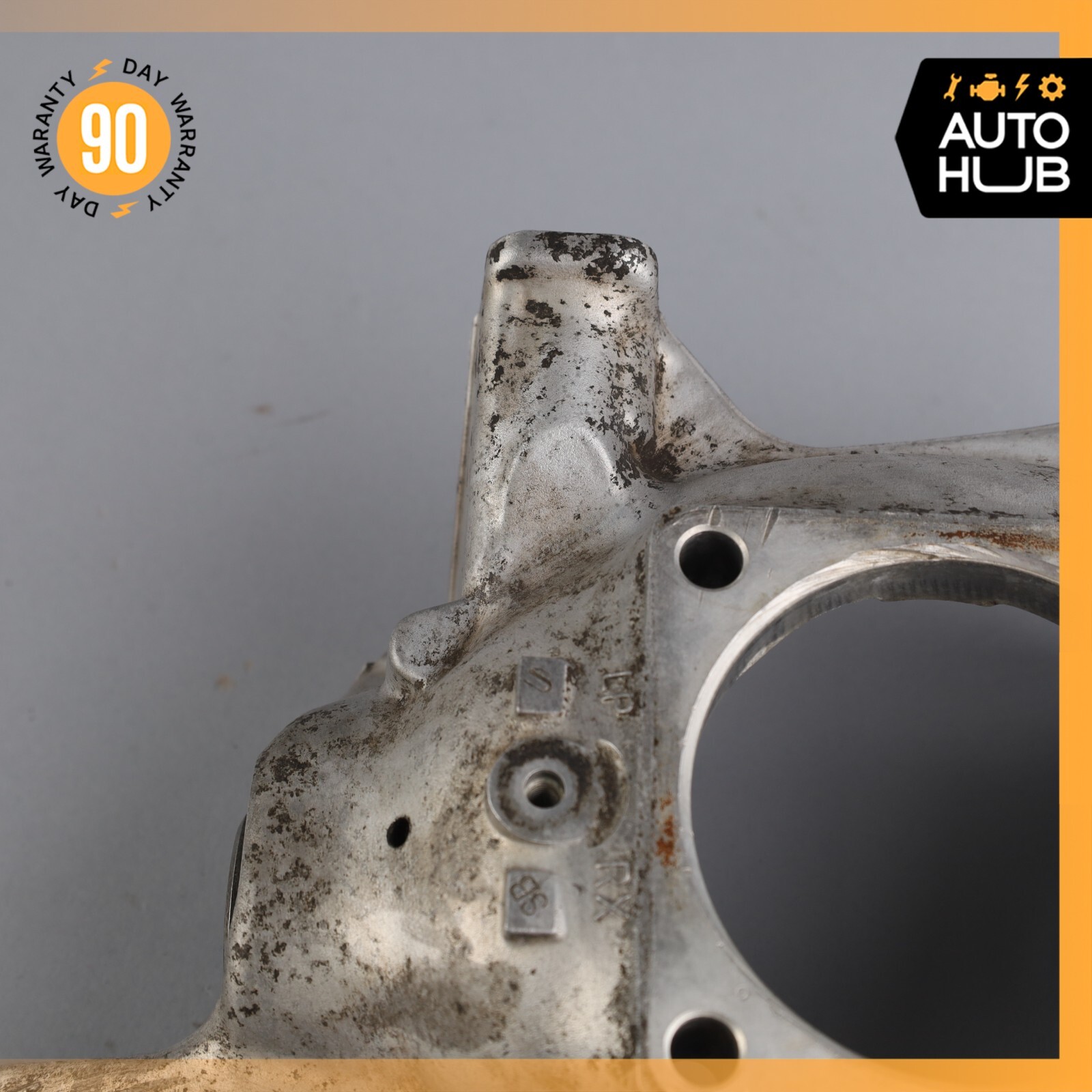 11-19 Maserati GranTurismo M145 Rear Left Side Spindle Knuckle Hub OEM 56k