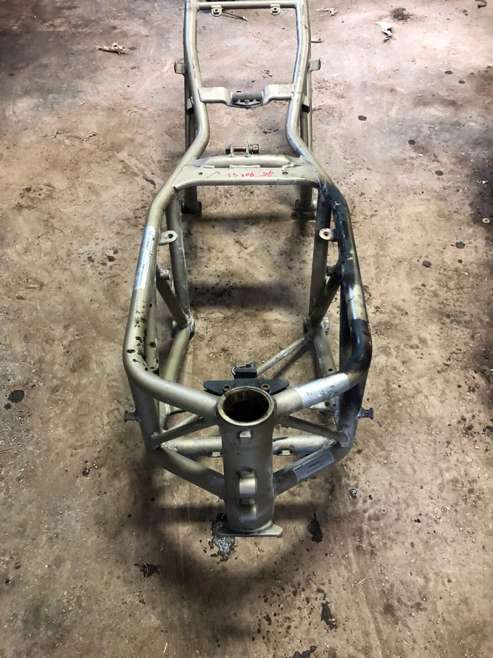 Cuadro chasis Ducati 900 SS 900SS Super Sport 96 Foto 3 de 4