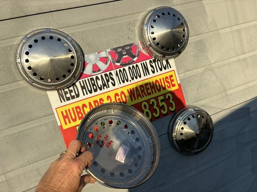 1970,s-1980s Police Interceptor Fury Poverty Oem Hubcaps used Set 4 With Holes - Bild 7 von 7