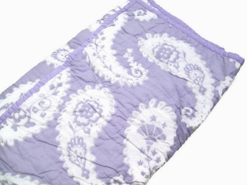 Almohada estándar acolchada Pottery Barn Kids púrpura pálido Nora cachemira farsa - Imagen 3 de 4