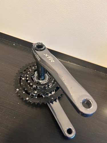 Juego de bielas Shimano XTR FC-M960 175 mm 44/32/22T, manivela triple MTB 3x9s + XTR BB - Imagen 9 de 10