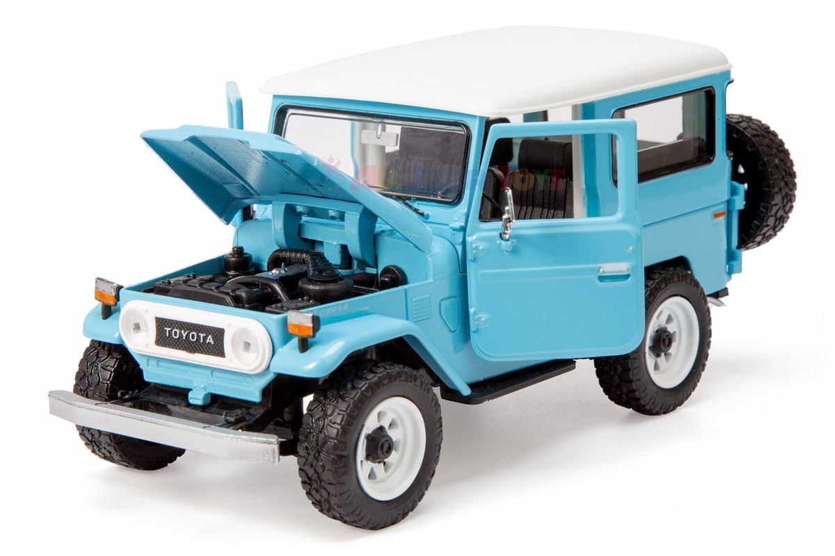 ミニカー TOYOTA FJ40 Amazon.com: All Star Toys Toyota Land Cruiser FJ40 Sky Blue