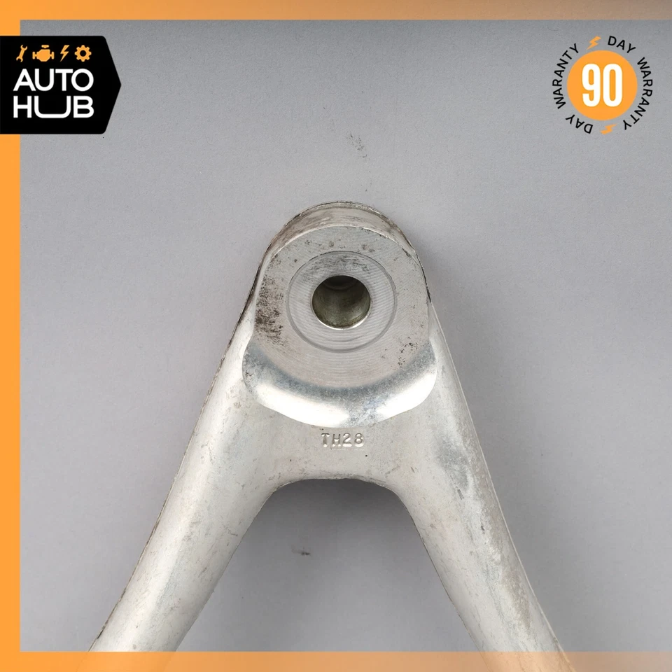 04-13 Brazo de control superior delantero derecho Cadillac XLR 10356431 OEM Foto 2 de 4