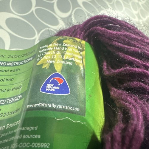 New Zealand Made Yarn-Amuri- 75/25 Merino Possum 4 Ply -50g-262 Yards - Picture 7 of 8