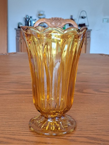 Vintage Anchor Hocking Fairfield Amber Honey Gold Pedestal Footed Glass Vase