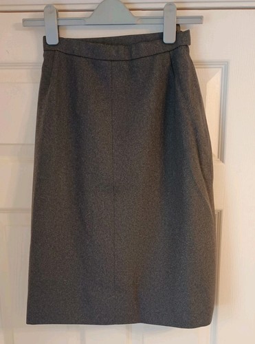 Queen Alexandra's Royal Army Nursing Corps (QARANC) Officers Grey Skirt 24 Inch