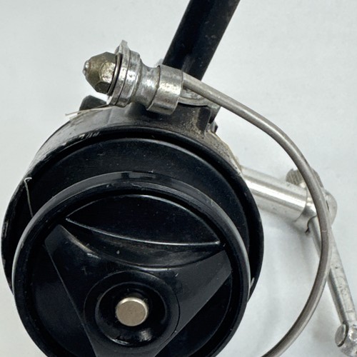 Vintage GARCIA 3800 Spinning Fishing Reel. MADE IN JAPAN - Picture 3 of 8