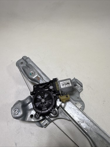 2013-2018 CADILLAC ATS REAR RIGHT SIDE WINDOW REGULATOR W/ MOTOR OEM - Picture 3 of 10