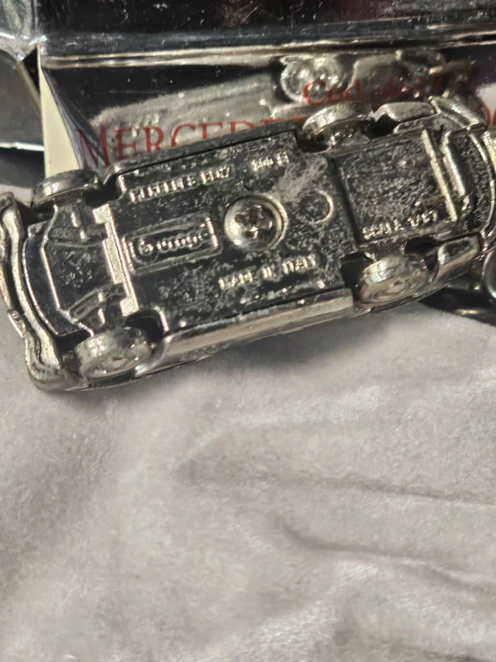 Llavero Burago Mercedes Benz 300SL Cromado Hecho en Italia 1:87 con Bolsa y Caja Foto 4 de 4