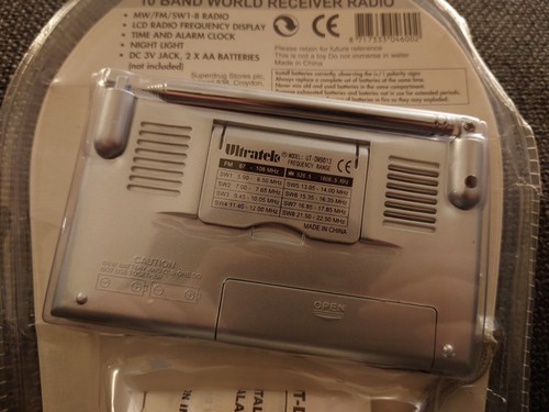 Ultratek Digital Portable 10 Band World Receiver Radio - UT-DM9013 - Picture 3 of 3