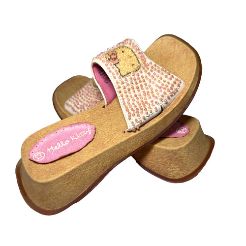 Sanrio Hello Kitty 2004 Beaded Strap Sandals Platform Shoes Size US 13 Vintage