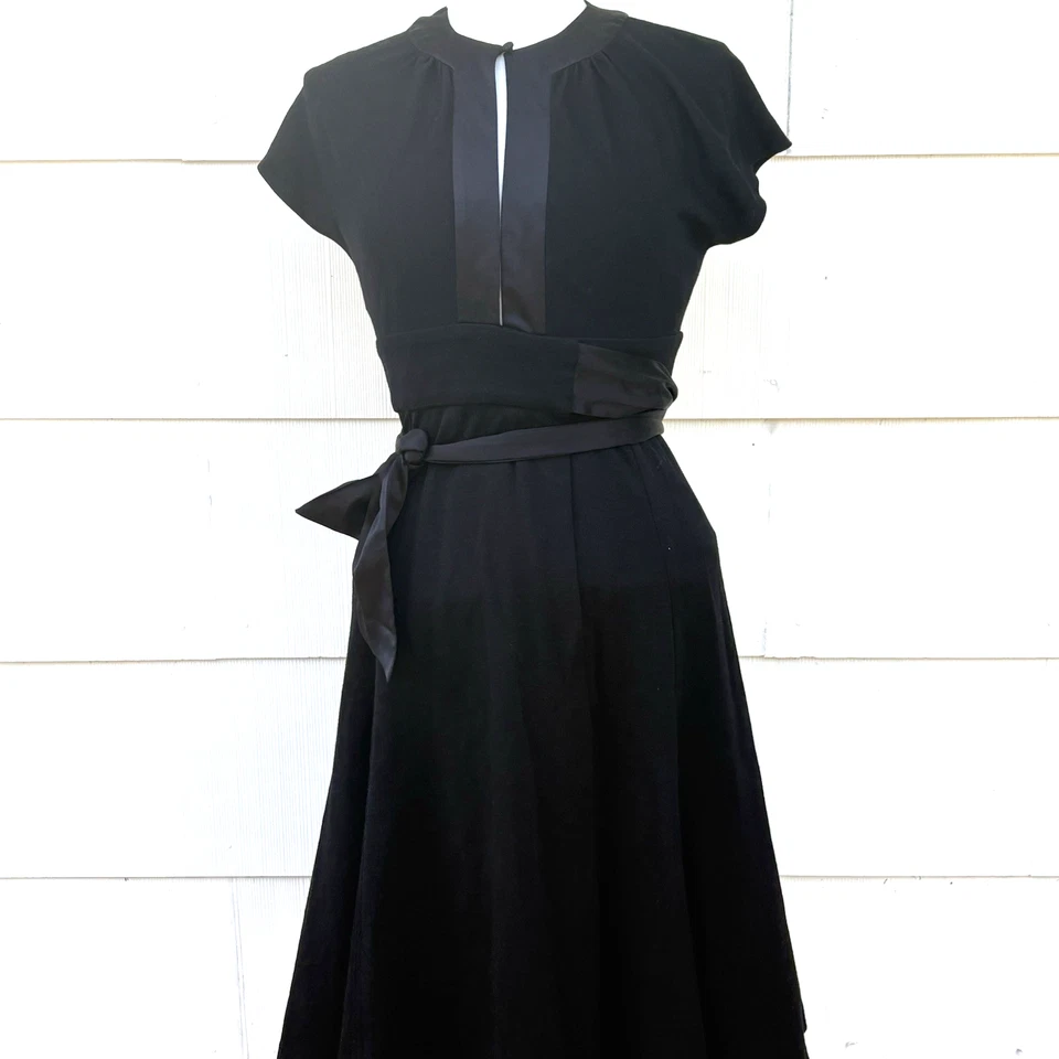 DIANE vonFURSTENBERG Размер 6 Черная Шерсть Настоящая Обертка с Шелковым Ремнем Ремень В ОТЛИЧНОМ СОСТОЯНИИ!! Платье - Изображение 2 из 4