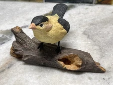 Vintage Artmark Original Ceramic Porcelain Yellow Bird Goldfinch Figurine On Log