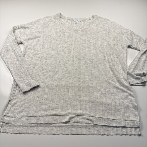 Time and Tru Women’s Heather Silver Long Sleeve Top Size Small (4-6)
