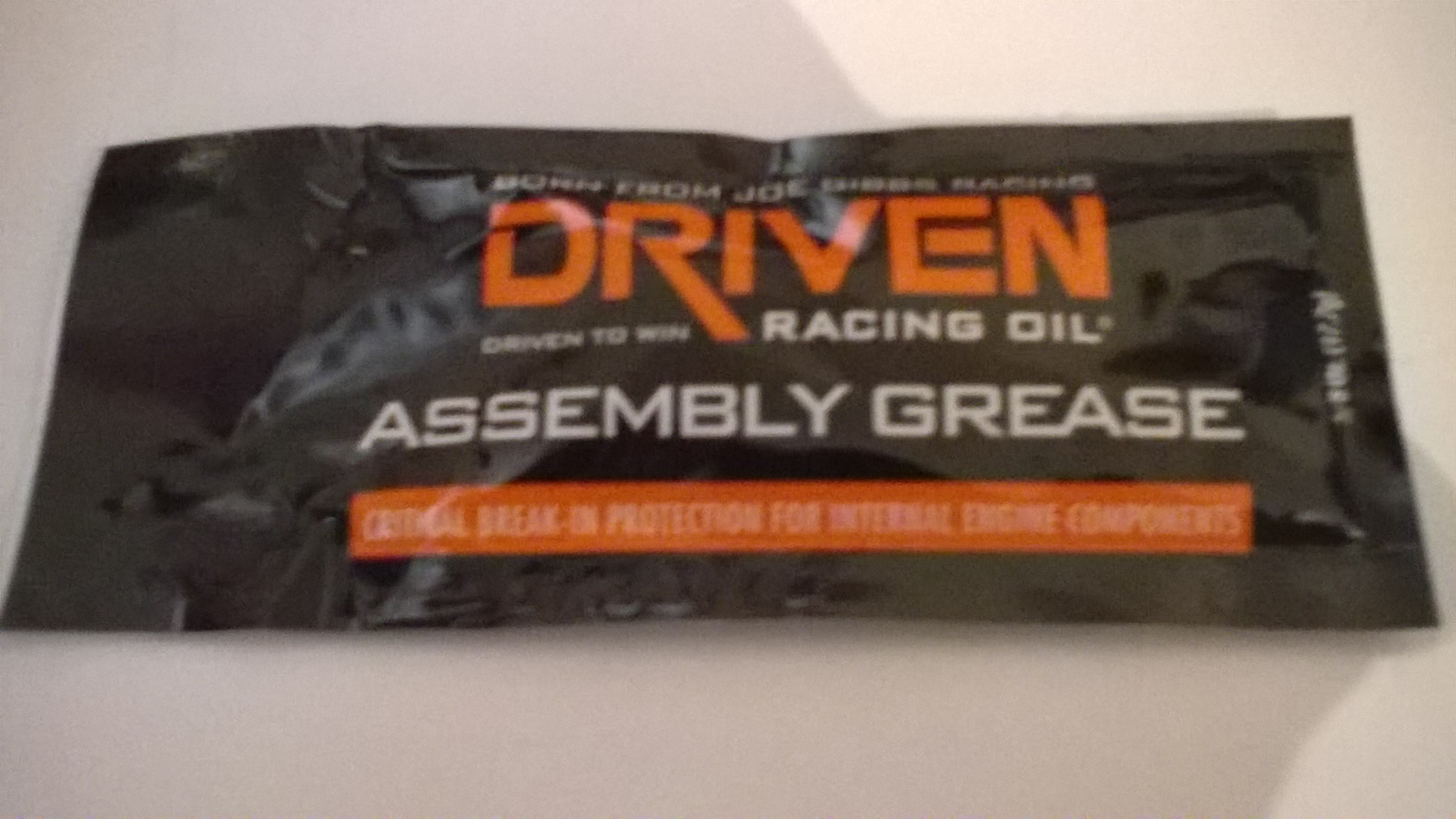 Joe Gibbs Racing Driven engine assembly grease sachet ( camshaft lube