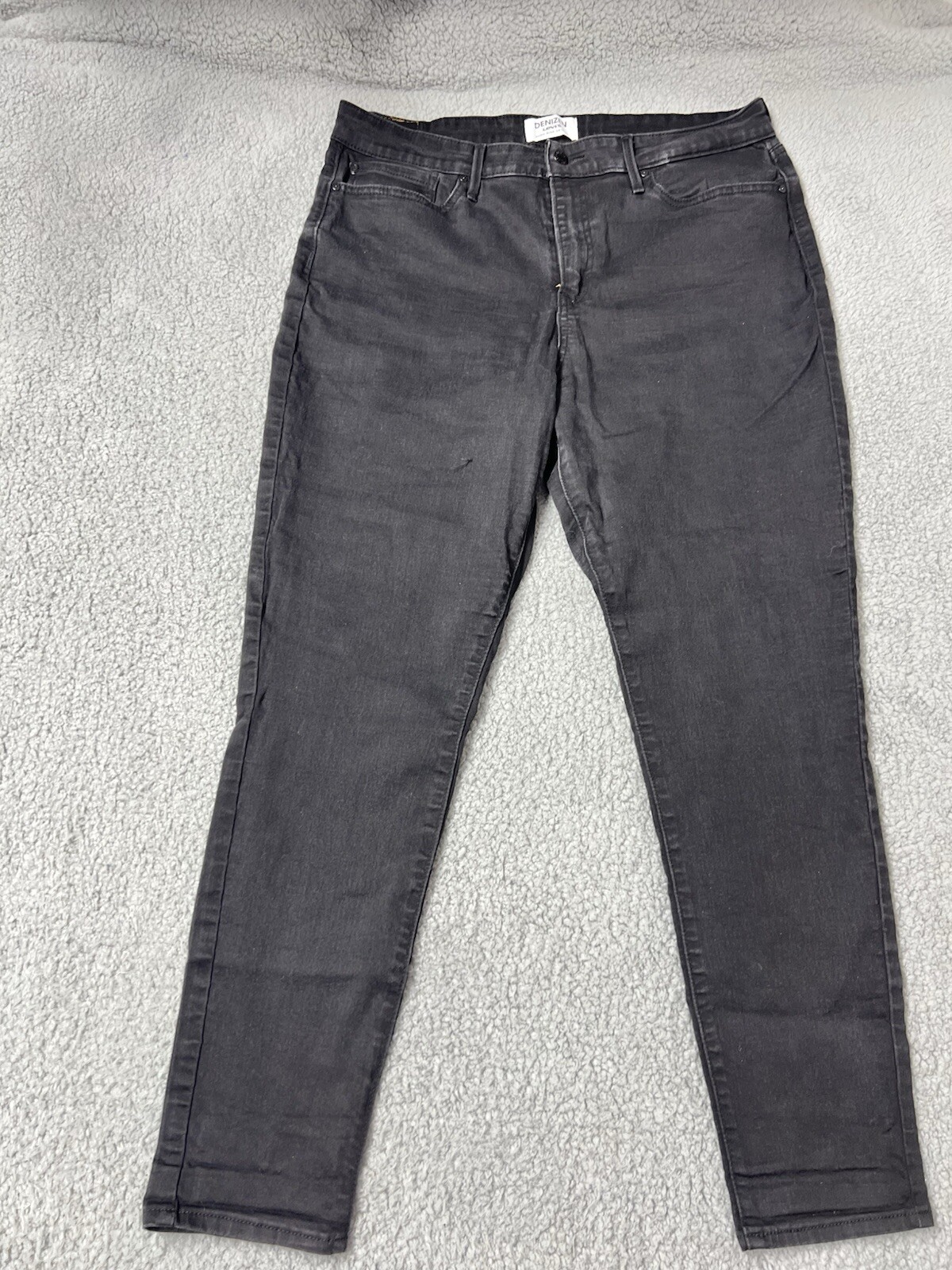 Picture 4 of 10