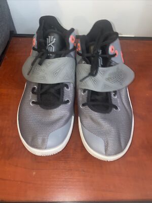Nike Kyrie Flytrap 3 Irving Cool Grey / Crimson Sz 10.5 Men Basketball Sneakers