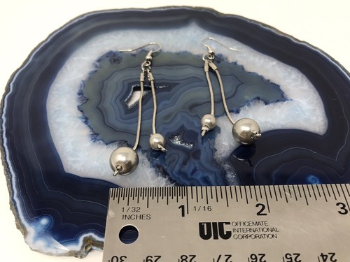 VINTAGE FASHION CUSTOM SET SILVER TONE EARRINGS SET - Picture 4 of 4