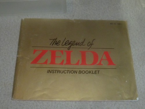 VIDEOJUEGO NINTENDO NES LA LEYENDA DE ZELDA RARO CARTUCHO DORADO CON MANUAL - Imagen 5 de 6