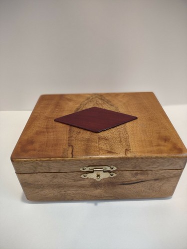 Small Wooden Storage Box Diamond Accent on Lid Size 7" x 5.5" inches
