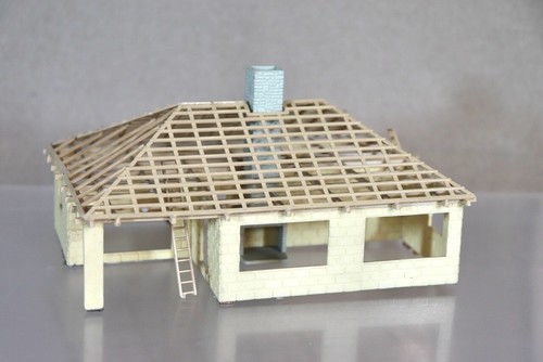 TRIANG MODEL LAND RML21 SEMI BUILT BERMUDA BUNGALOW HOUSE od - Picture 1 of 6