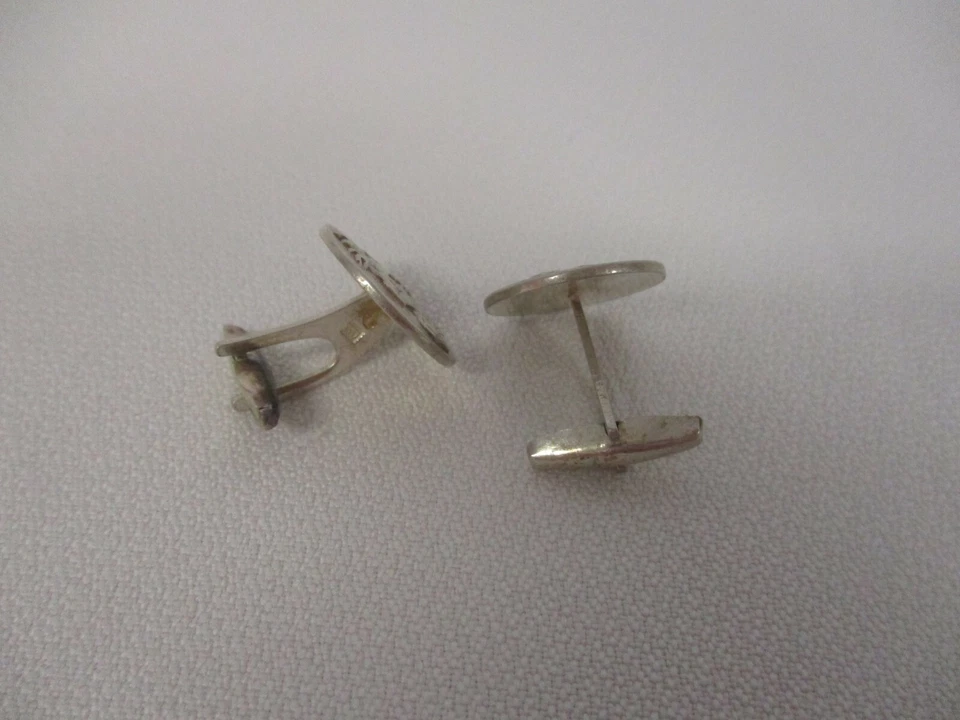 SIGNED RYTOSZTUKA POZNAN STERLING SILVER CUFFLINKS with WARRIOR BIRD SYMBOL - Image 3 of 4