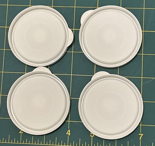 4 Vintage Round 2.5-inch WHITE Tupperware Replacement Seals Lids 295 - Picture 3 of 4