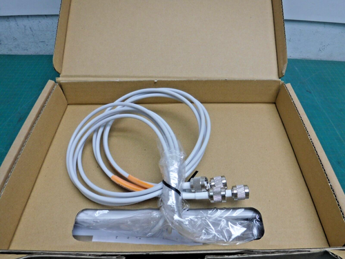 Cisco AIR-ANT2566P4W-R 2,4GHz 6 dBi / 5GHz dBi Ant Directionnel, 4 Ports, RP-TNC - Photo 7/15