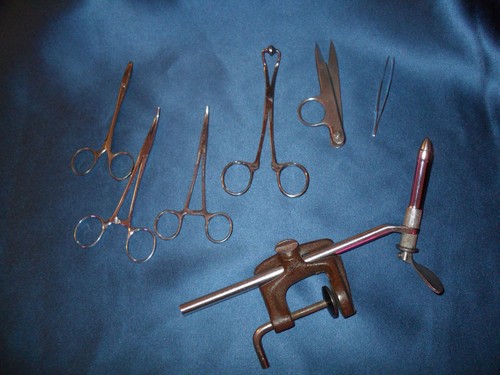 Vintage Herter No. 9 Fly Tying Vise with Extra Tools