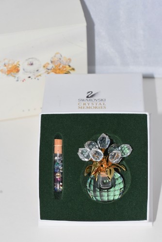 Swarovski Crystal Memories Secrets Primavera Fiore Tulipano Vaso Bouquet Ritirato NUOVO - Foto 2 di 9