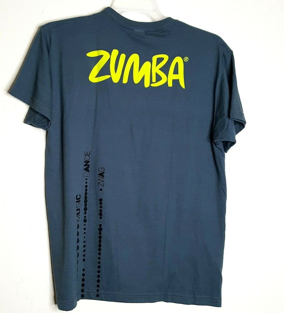ZUMBA 完売3枚組Tシャツ　正規品　No.2 ZUMBA 完売3枚組Tシャツ 正規品 No.2 正規品・新品】ZUMBA 新作