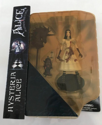 THE ART OF Alice Madness Returns Art Book Japanese ver. & 2 Figures & PS3 Game - Picture 10 of 15