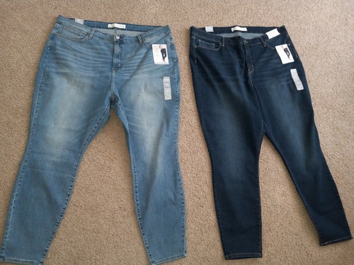 Levi Straus & Co Signature Skinny Jean Women’s Sz 24M Rise Denim NEW
