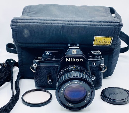 Nikon EM 35mm SLR Film Camera Nikon 50mm & 100 mm Lens Filter, Bag, Cleaning Kit - Picture 1 of 12