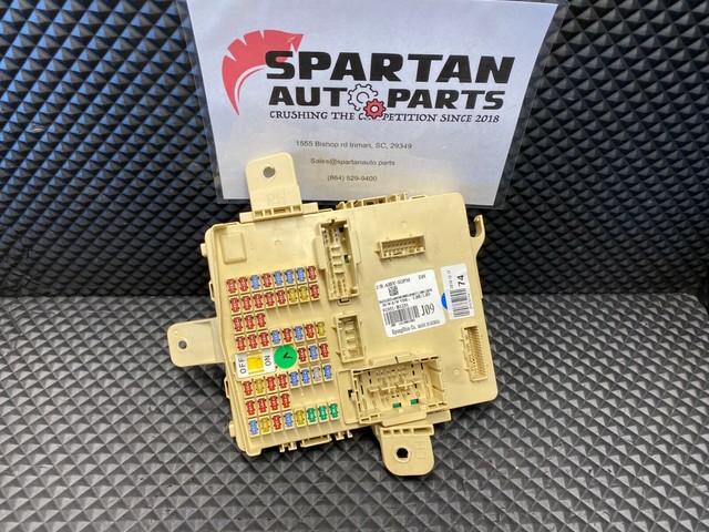 GM OEM Fuse Relay-Junction Block 22798217