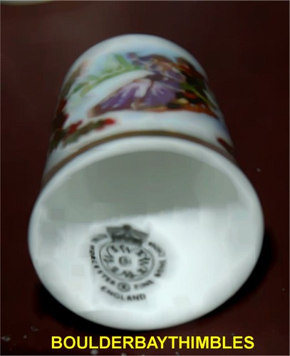 THIMBLE ROYAL WORCESTER - CHRISTMAS 1983 ENGLAND - Picture 6 of 6