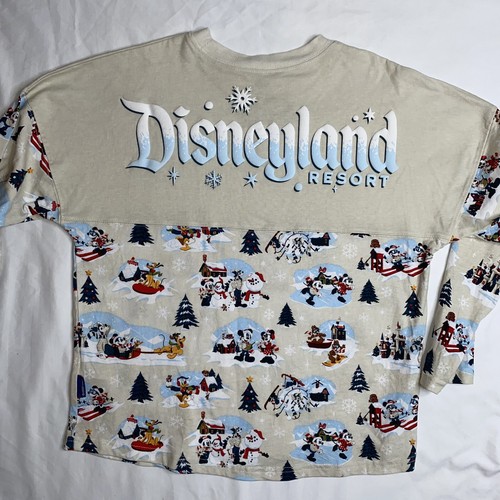 2021 Disney Mickey & Friends Christmas Holiday - Picture 9 of 11
