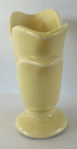 Vintage Western Mammoth Pottery Yellow Vase 6" Mid Century - Picture 8 of 10
