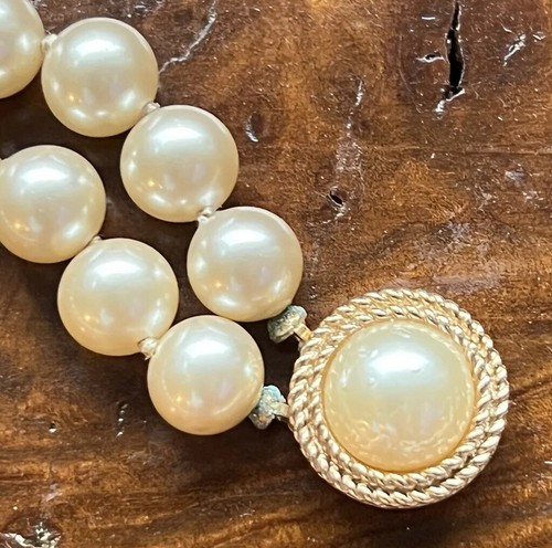CROWN TRIFARI Alfred Philippe Double Strand Faux Pearl Necklace and Bracelet Set - Picture 4 of 11